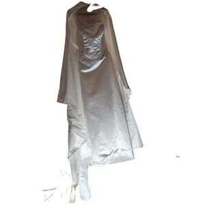 demetrios wedding dress W/ Detachable Train